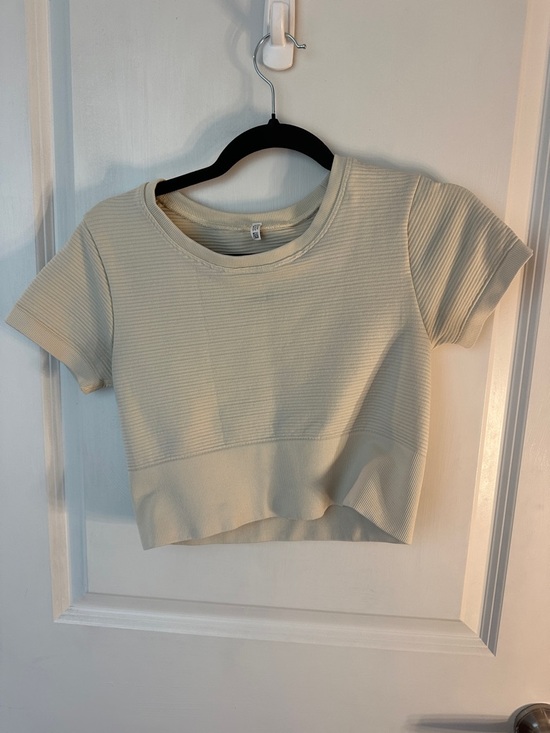 aerie Tops - Aerie Cream Athletic Top